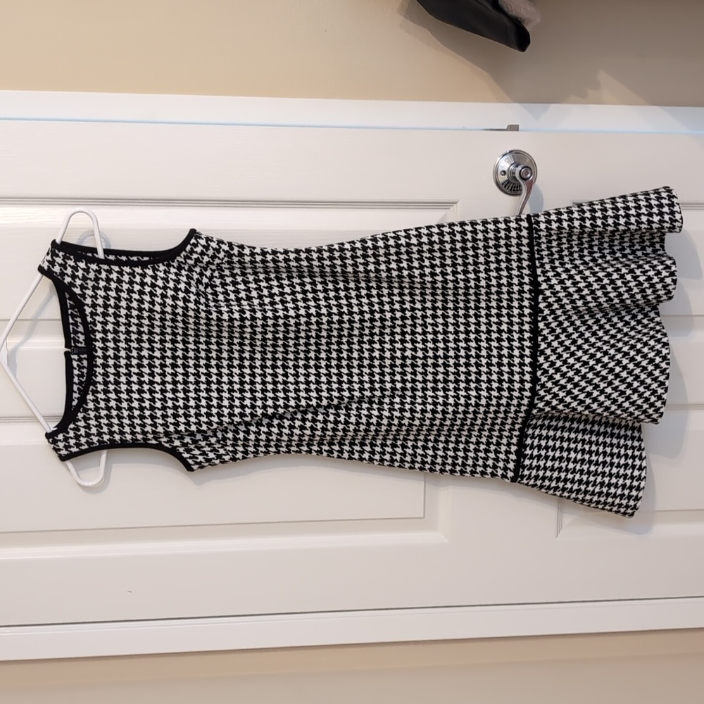 DKNY Houndstooth Dress Size 4